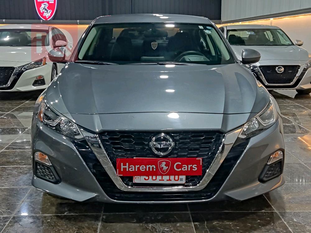 نیسان ئەلتیما